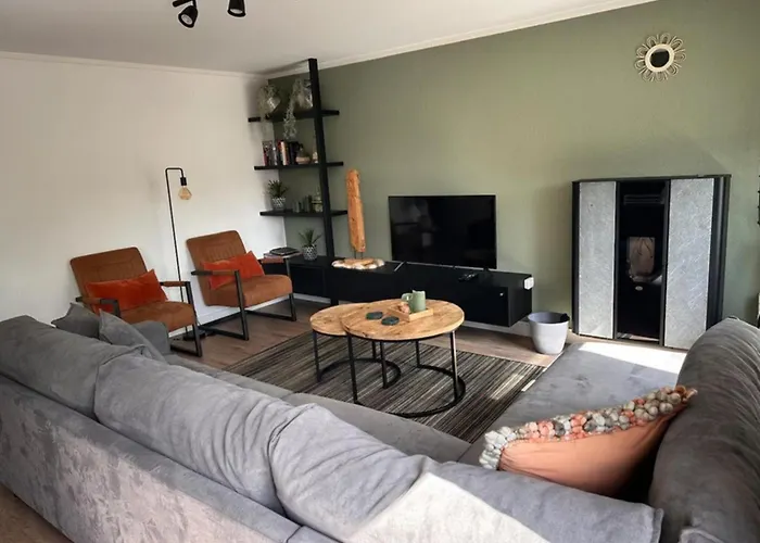 Belle Haan Де-Хаан