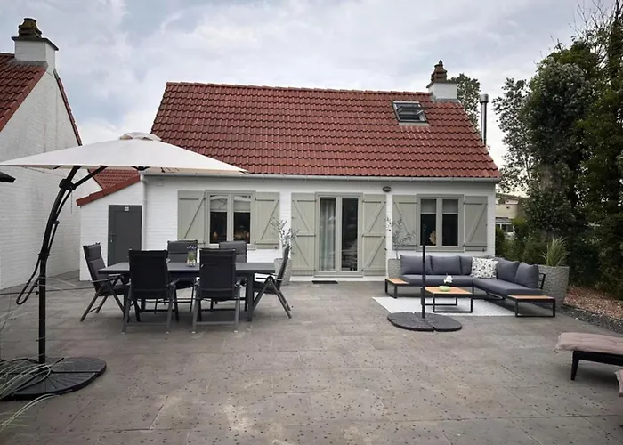 Belle Haan Дом отдыха