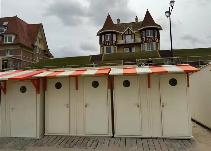 Belle Haan Дом отдыха *